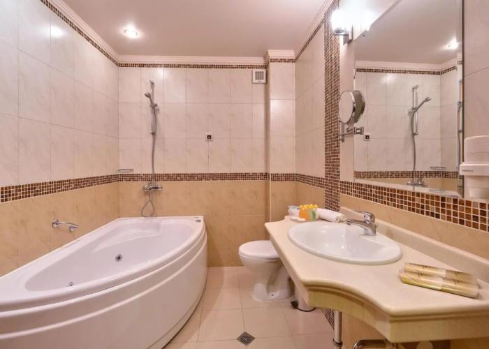 Club Central Hotel