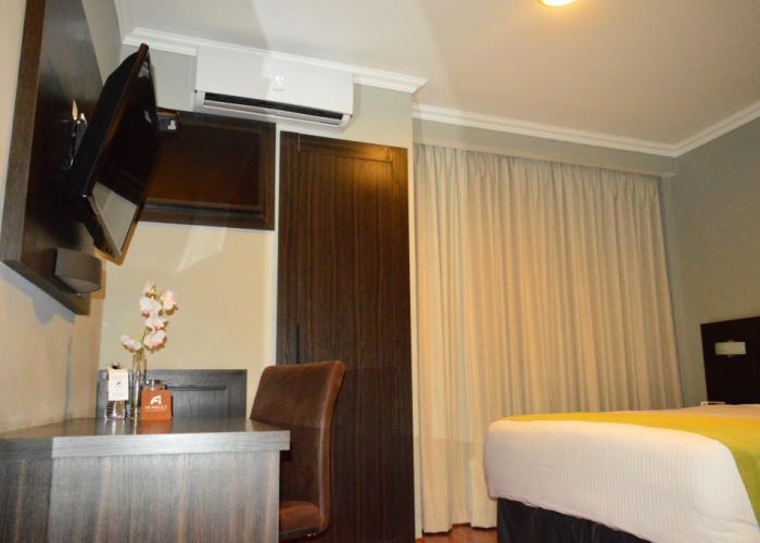 Aranjuez Hotel & Suites