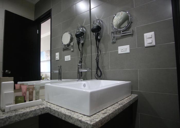 Aranjuez Hotel & Suites