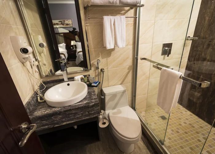 Hotel City Plaza & Suites