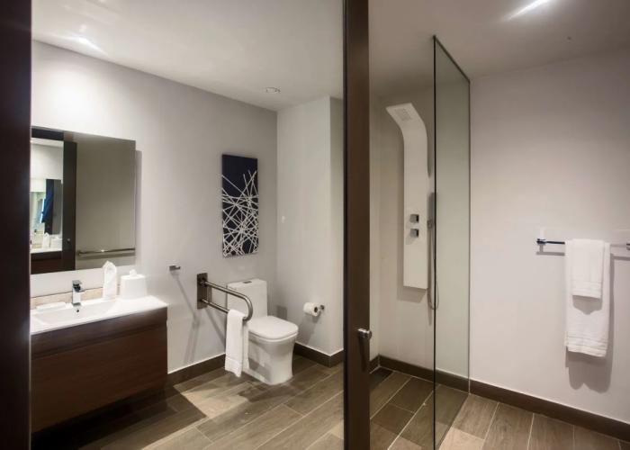 Hampton by Hilton David