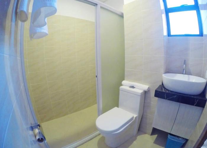 Golden Gate Suites