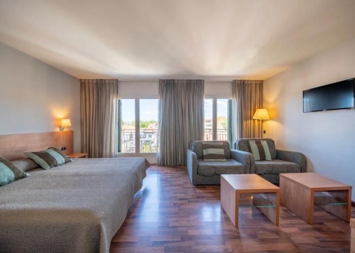 Hotel Medes II