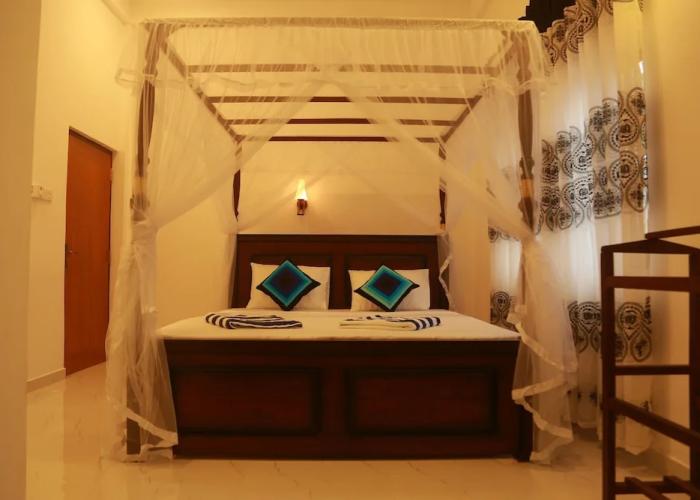 Mamas Palace Hiriketiya