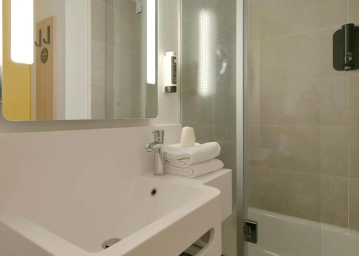 B&B HOTEL Le Mans Nord 1