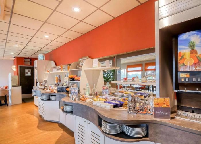 Brit Hotel Les Evens
