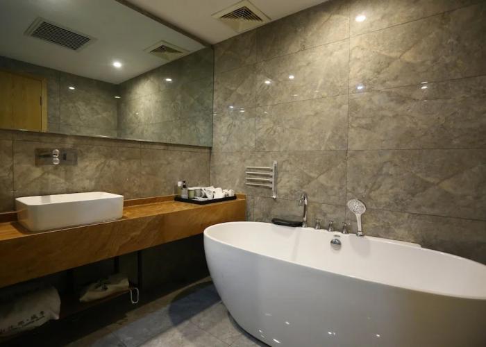 Qianna Chengji Hotel