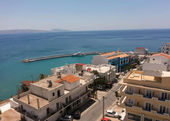 Adonis Hotel