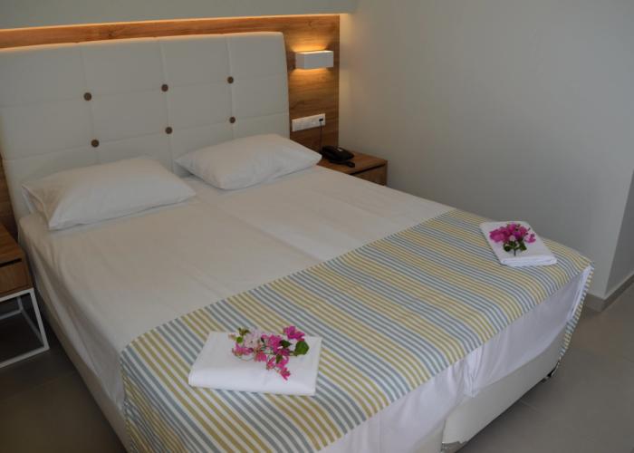 Fevro Hotel