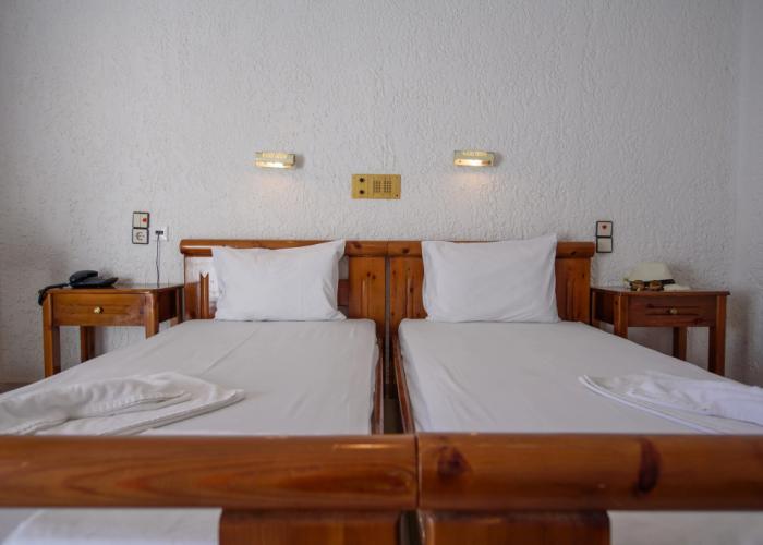 Fevro Hotel