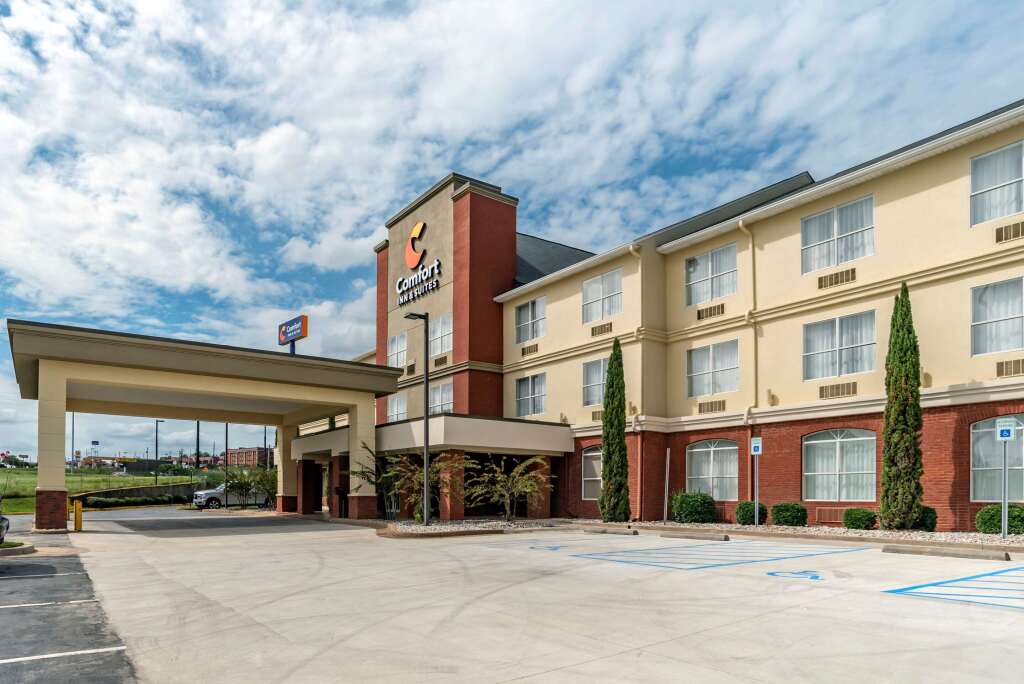 Comfort Inn & Suites Millbrook - Prattville