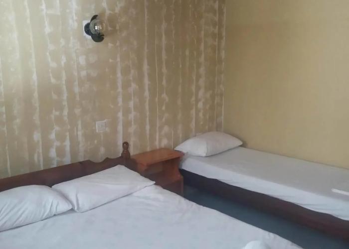 Wilde Rose Hotel