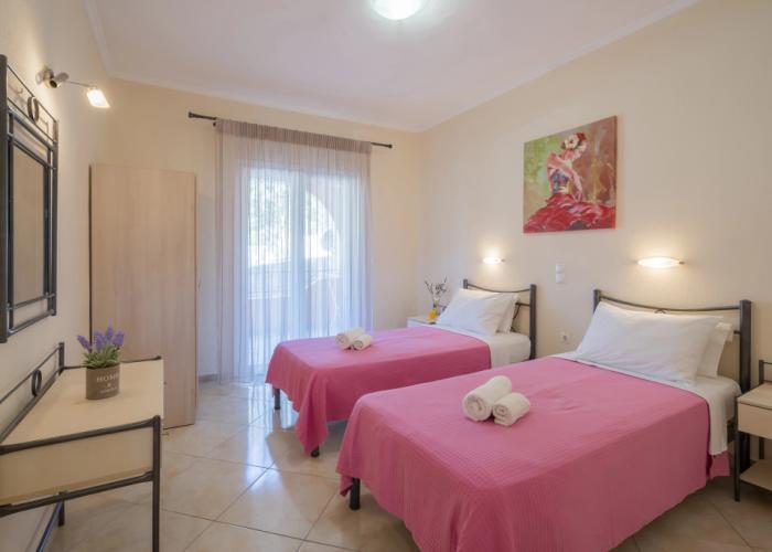 Ziogas Apartments