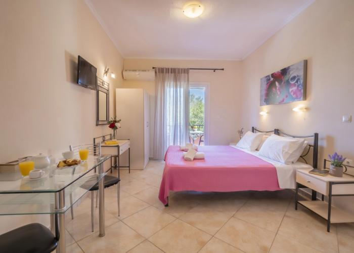 Ziogas Apartments