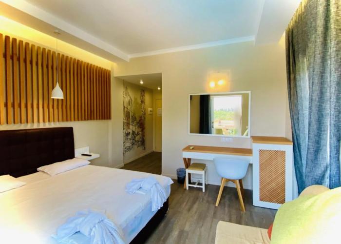 Hotel Paloma Blanca