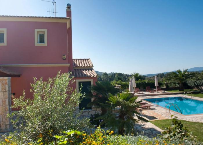 Luxury Villa Lemonia With Private Pool