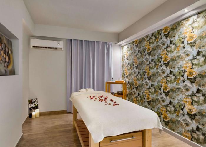TRYP by Wyndham Corfu Dassia