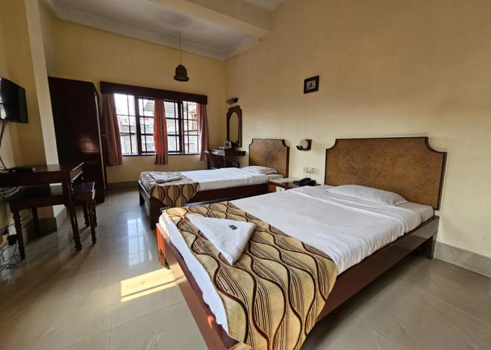 Indsurya Hotel