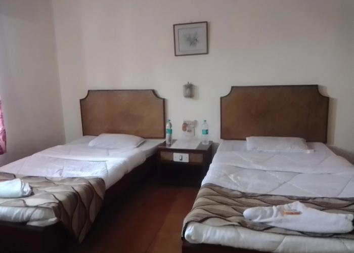 Indsurya Hotel