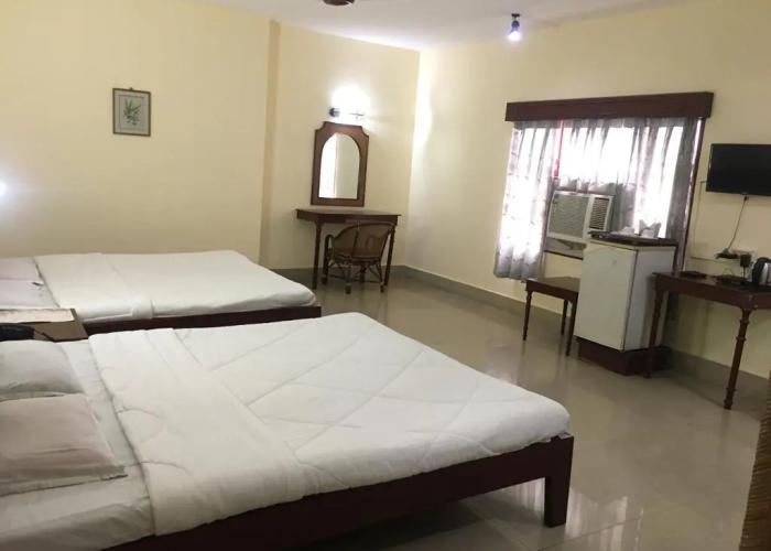 Indsurya Hotel