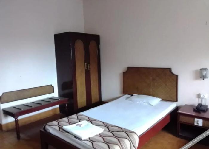 Indsurya Hotel