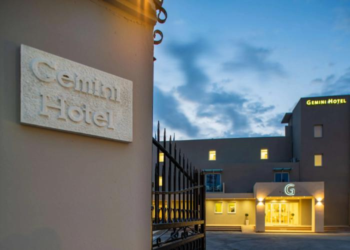CNic Gemini Hotel