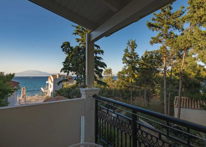 Alexandra Beach Resort & Spa