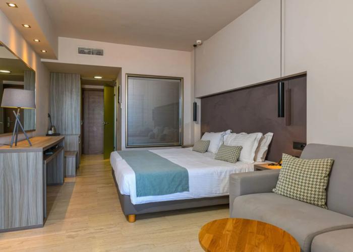 Alexandra Beach Resort & Spa