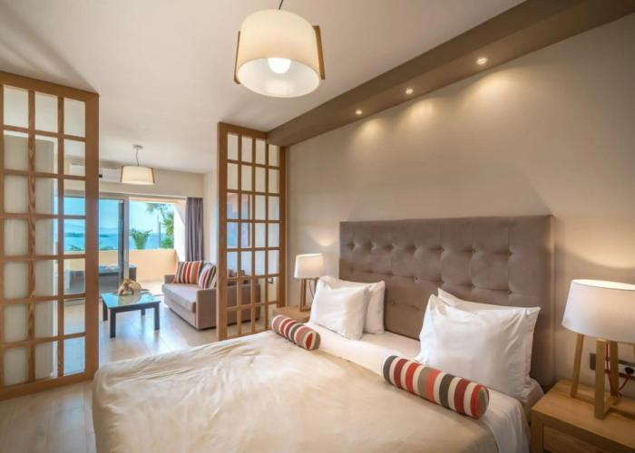 Balcony Hotel - Adults Only