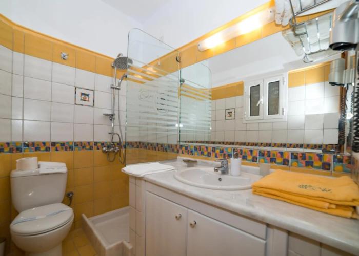 Andreolas Luxury Suites