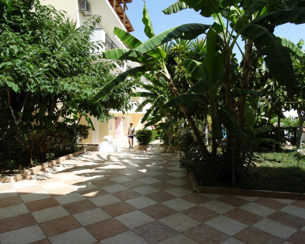 фото Iniochos Hotel