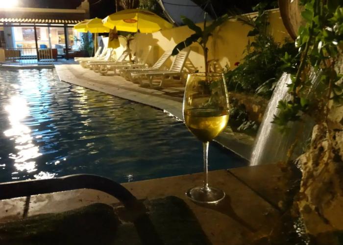 Iniochos Hotel