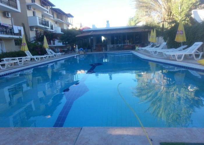 Iniochos Hotel