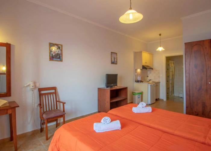 Agoulos Beach Hotel