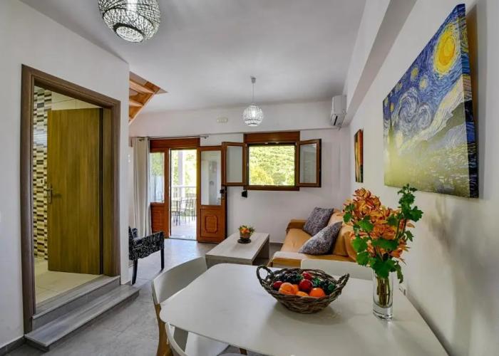 Sea View Village - Studios & Apartments
