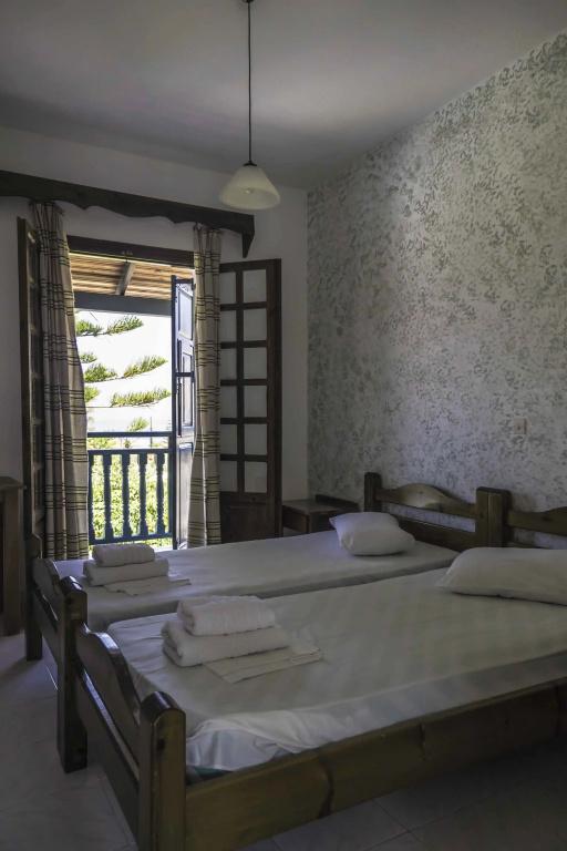 фото Krinas Hotel