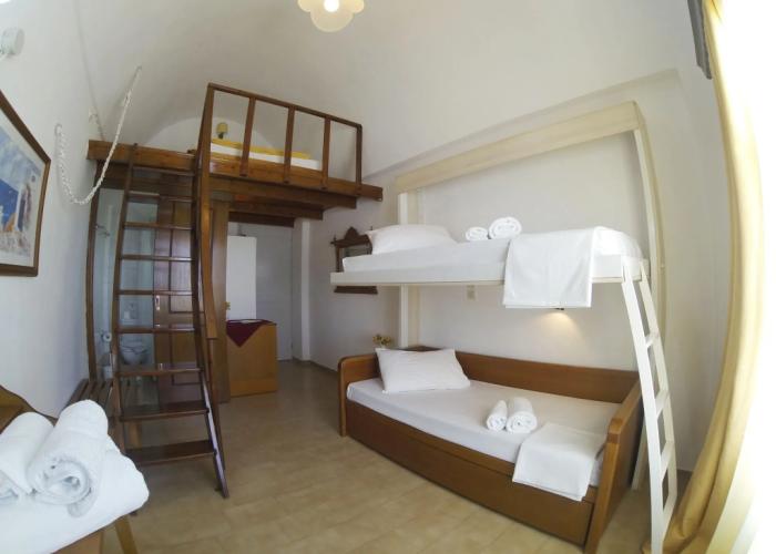 Rodakas Hotel
