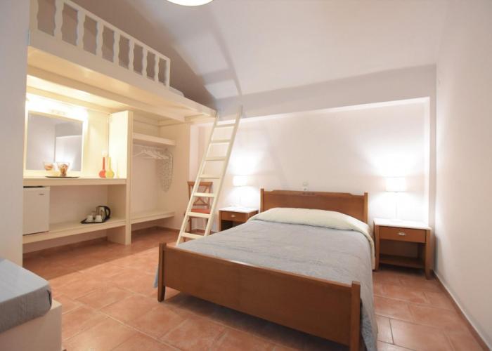 Rodakas Hotel