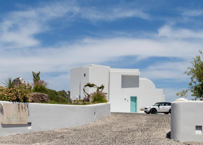 Neptune Luxury Spa Suites