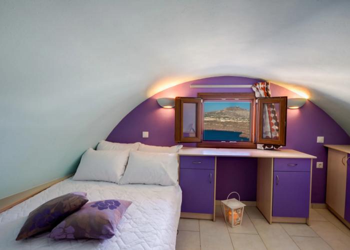 Akrotiri Apartments