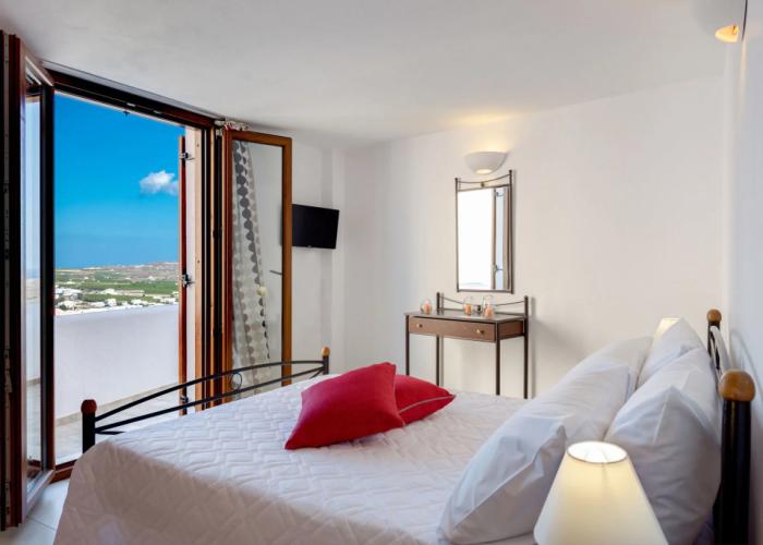 Akrotiri Apartments