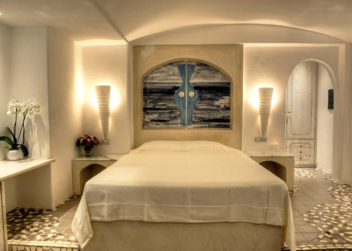 Astarte Suites