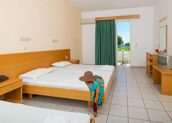 Stafilia Beach Hotel