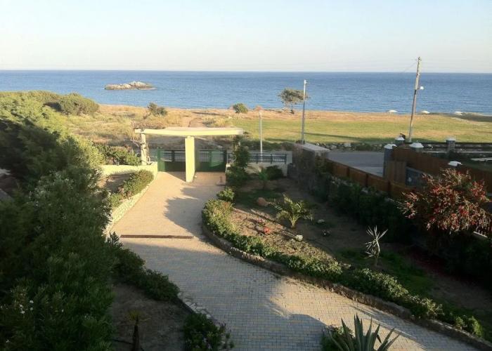 Theretra Kiotari Villas