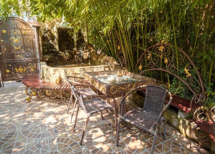 Letuchaya Mysh Hotel