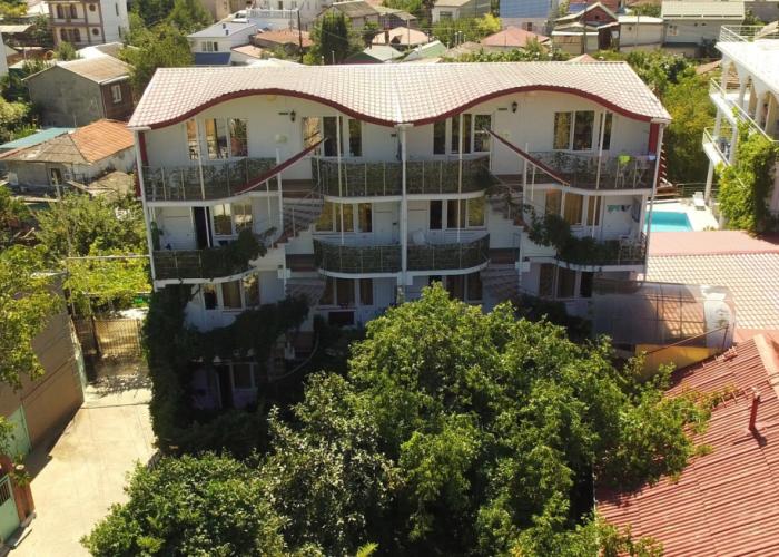 Letuchaya Mysh Hotel