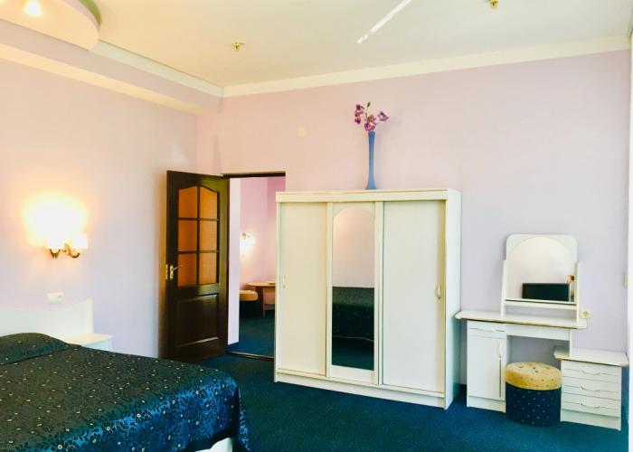 Yuzhnaya Noch' Mini-Hotel