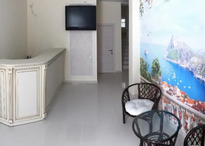 Mira Villa
