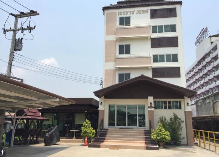 OYO 660 Taevaraj Place