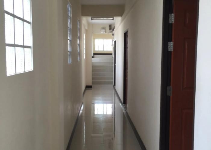 OYO 660 Taevaraj Place